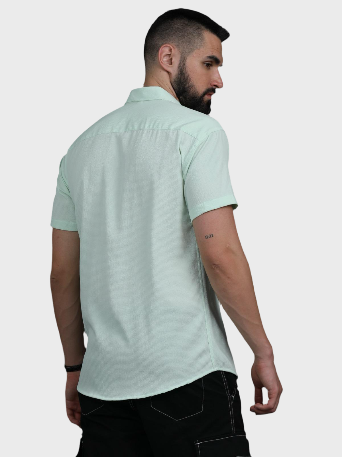 Men's Polycotton (Popcorn Fabric ) Solid Half Sleeves Casual Shirt